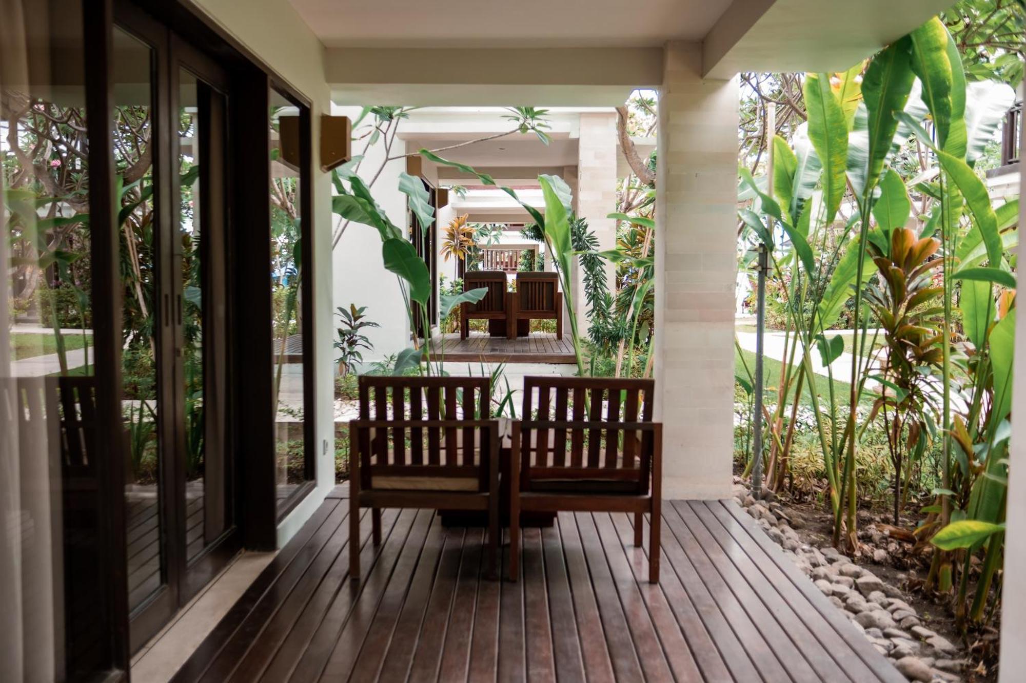 Living Asia Resort And Spa Senggigi Exterior photo